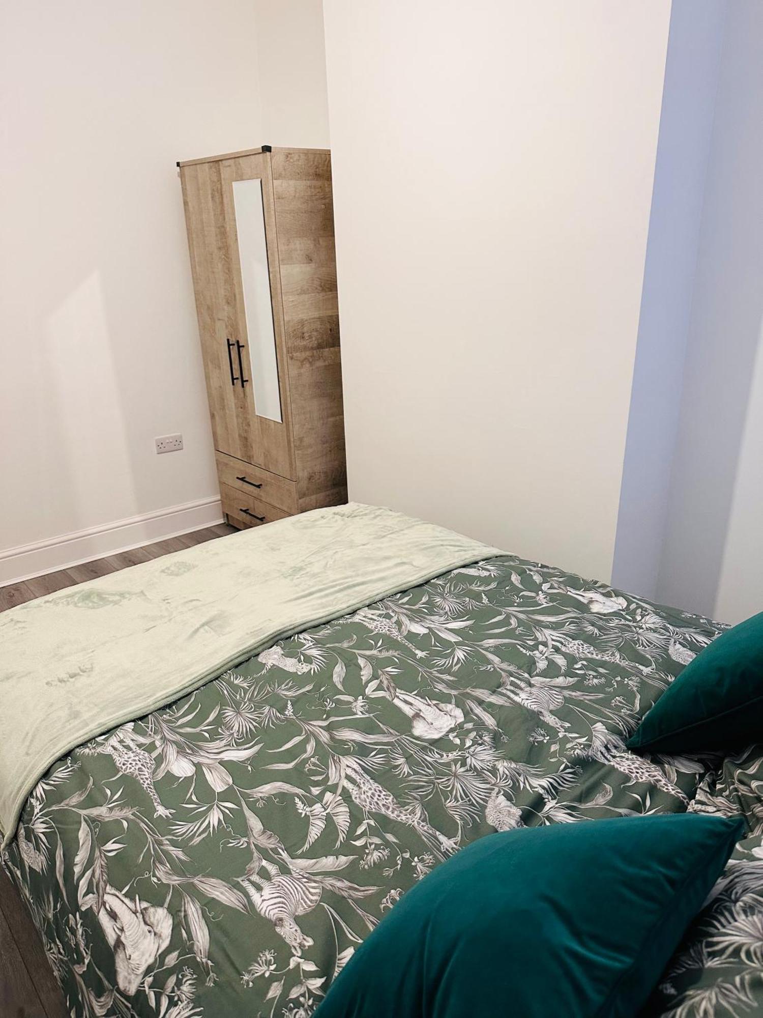 Holiday home Chaucer House Retreat - *